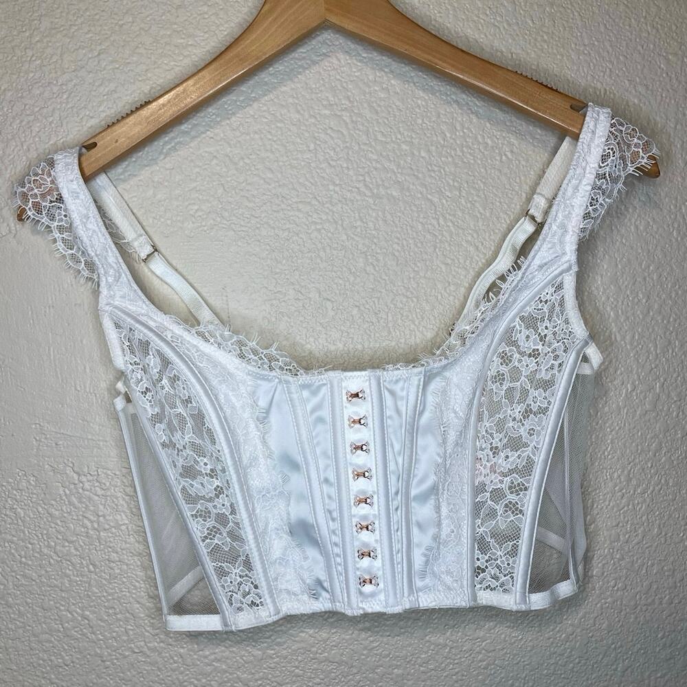 Victoria’s Secret Dream Angel White Floral Lace Satin Bridal Crop Corset Top Med - Picture 3 of 13